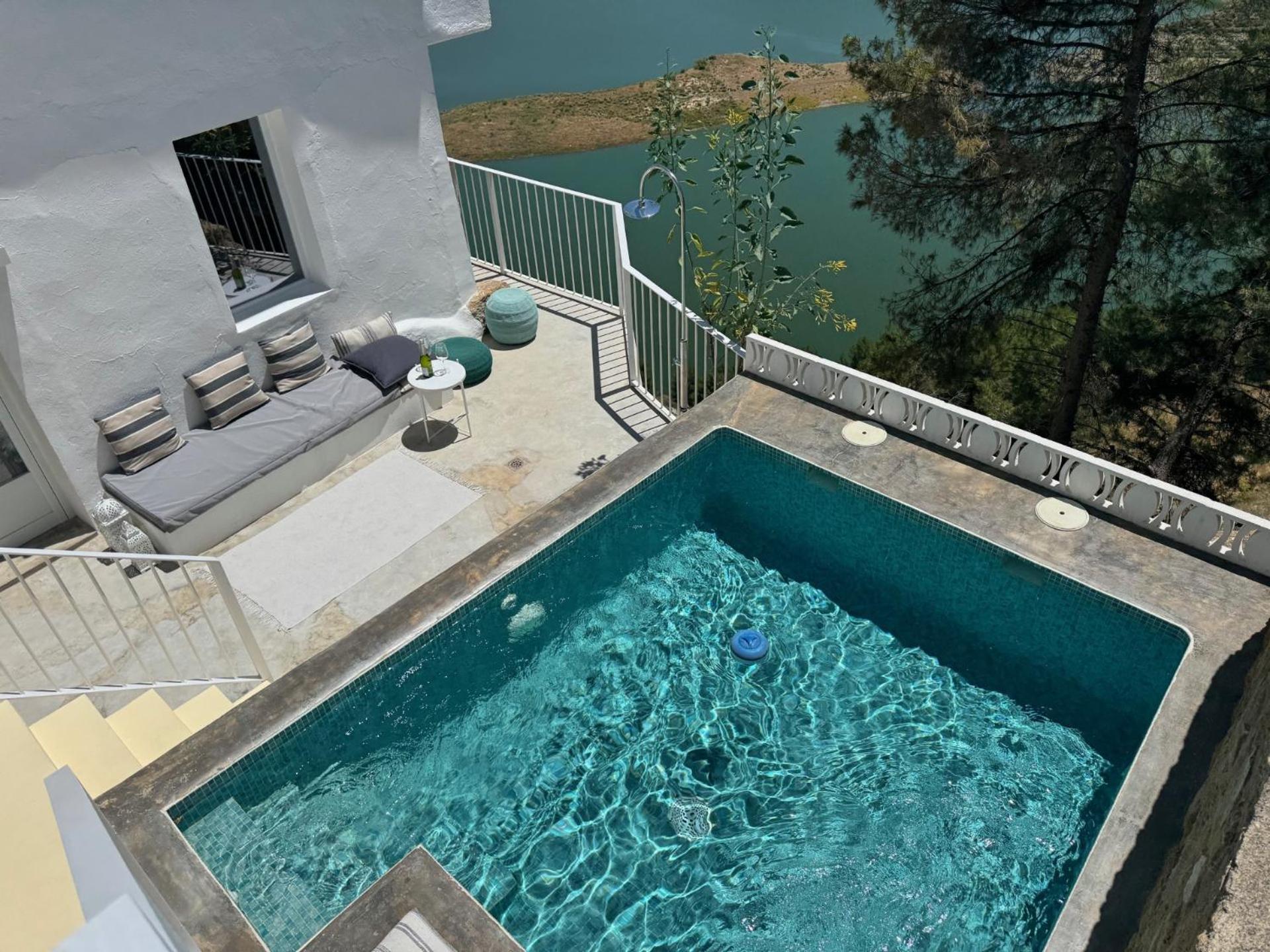 Vila Casa Trece Iznájar Exteriér fotografie